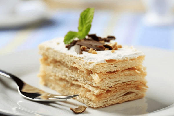 شیرینی ناپلئونی و باقلوا چگونه تهیه شده است